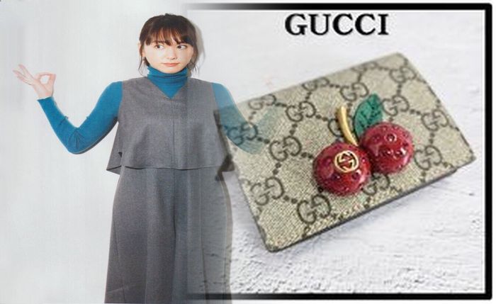 グッチ 財布 二 つ折り ハート