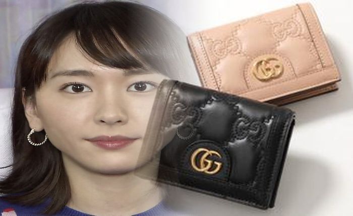 グッチ ふた つ折り 財布 レディース