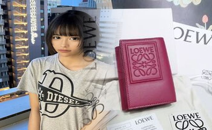 ロエベ 財布 メンズ イメージ