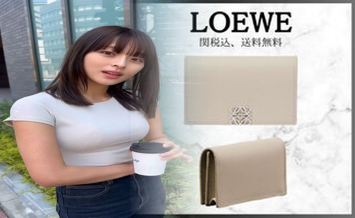 ロエベ 折りたたみ 財布 メンズ