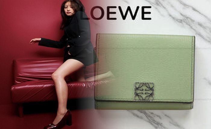 ロエベ 折りたたみ 財布 メンズ