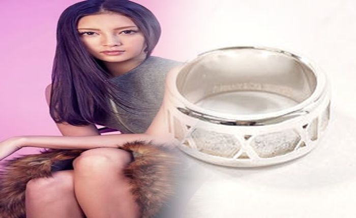 ティファニー エンゲージ リング 納期