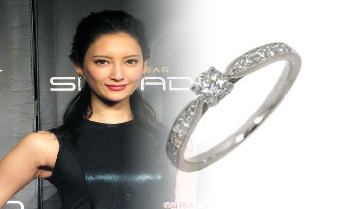 ティファニー 婚約 指輪 カラット 平均
