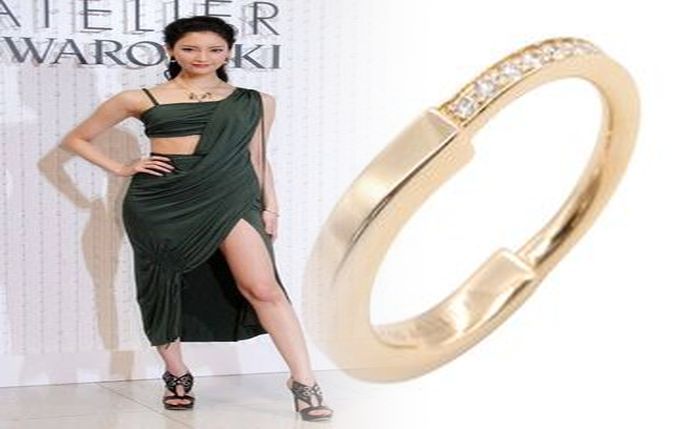 ティファニー ハーモニー 結婚 指輪 ダイヤ