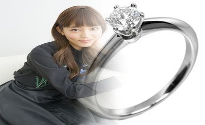 ティファニー 結婚 指輪 ゴールド