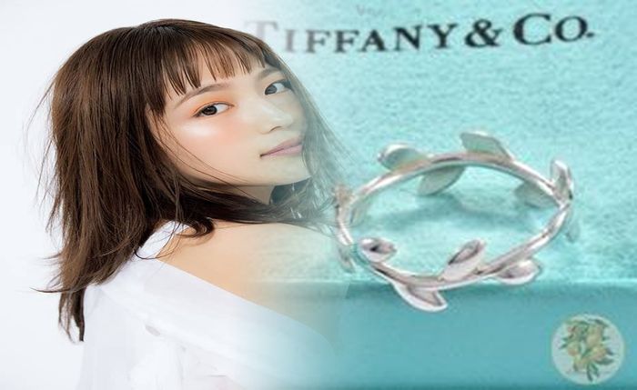 婚約 指輪 サファイア ティファニー