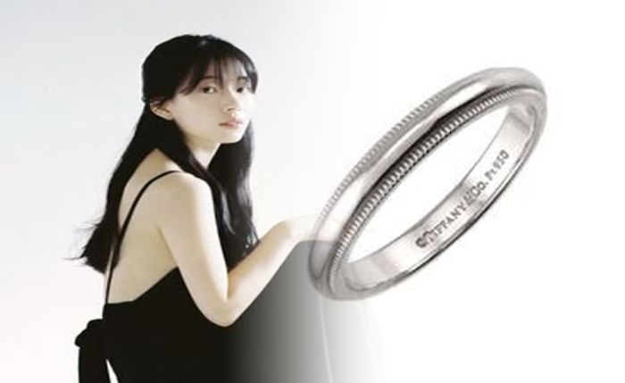 宮沢 りえ 婚約 指輪 ティファニー