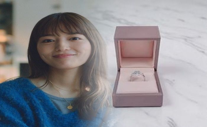 ティファニー 婚約 指輪 ダイヤ なし