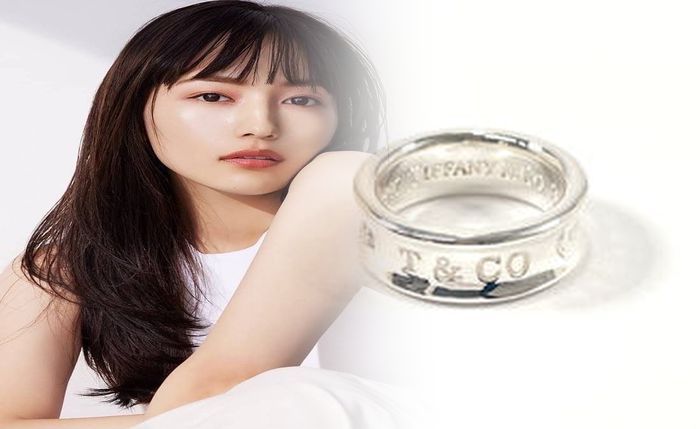 エンゲージ リング 相場 ティファニー
