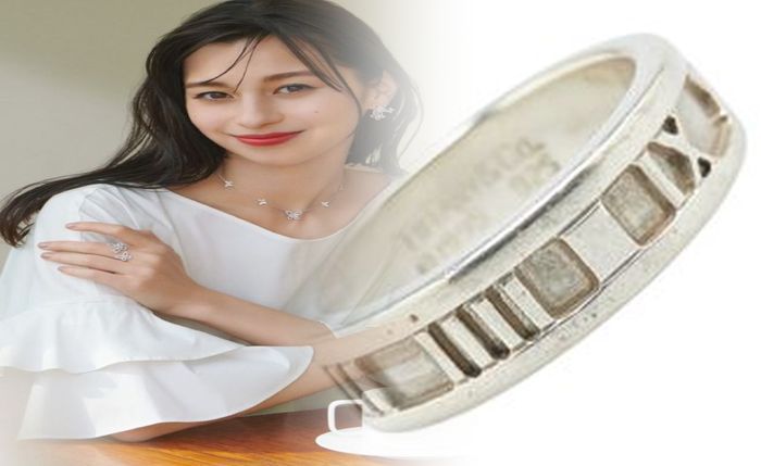 ティファニー 婚約 指輪 20 万 以下