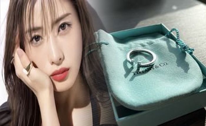 ティファニー 指輪 刻印 値段