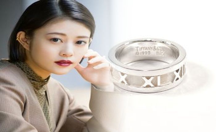 結婚 指輪 ティファニー ゴールド