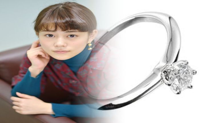 ティファニー 結婚 指輪 カーブド