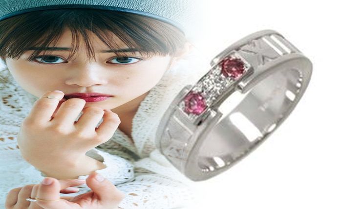 婚約 指輪 カラット ティファニー