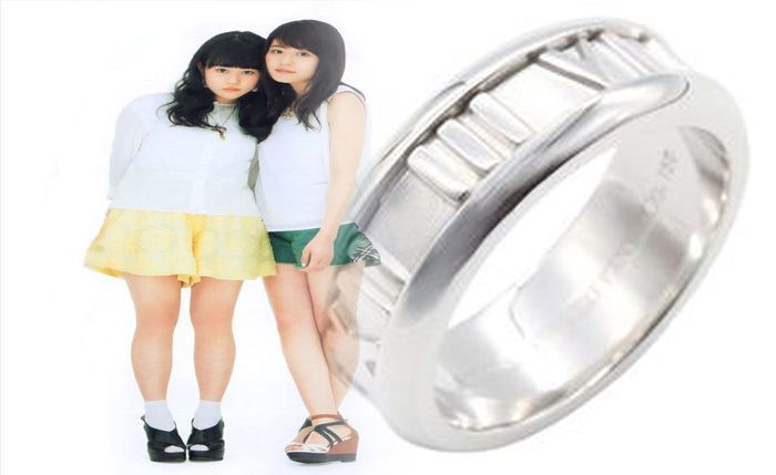 ティファニー 婚約 指輪 ゴールド