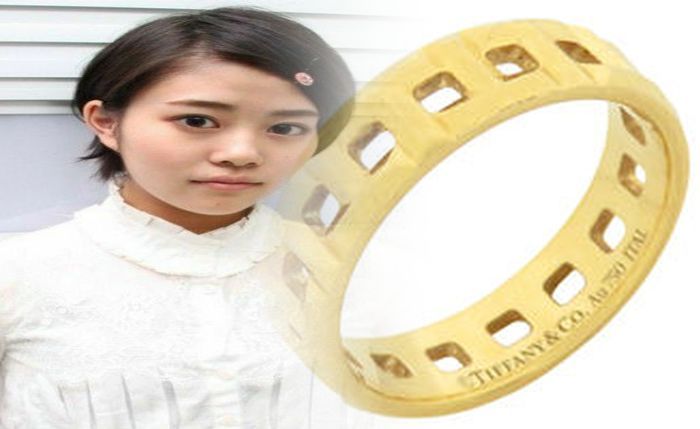 婚約 指輪 20 万 ティファニー