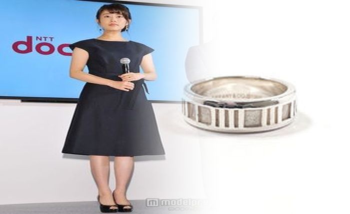 婚約 指輪 30 万 ティファニー