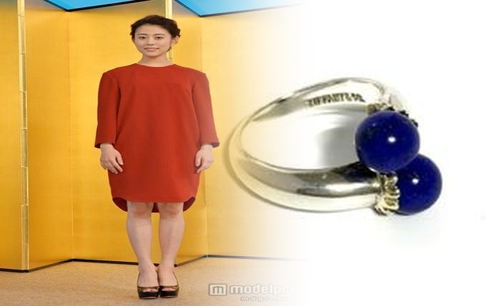 婚約 指輪 サファイア ティファニー