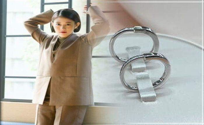 ティファニー スクエア ダイヤ リング