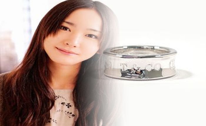 婚約 指輪 ティファニー ルビー