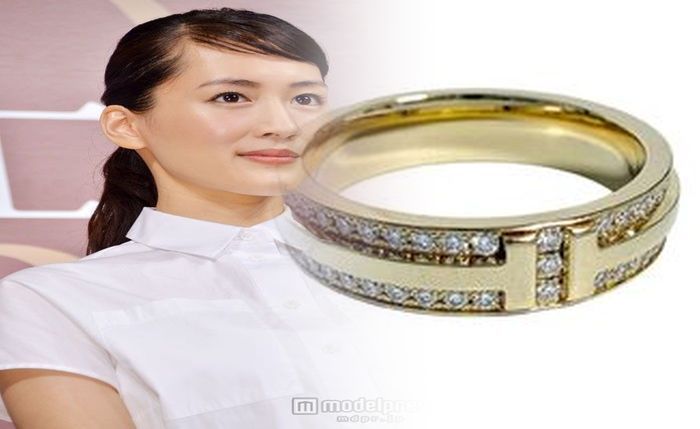 ティファニー 婚約 指輪 カタログ