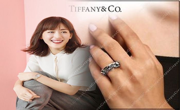 ティファニー ゴールド 婚約 指輪