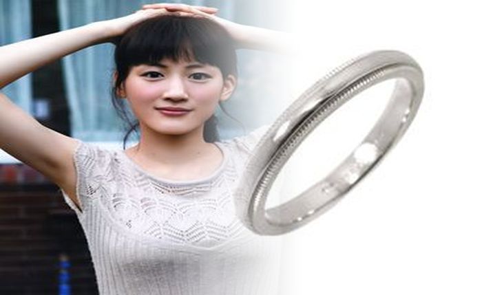 ティファニー 結婚 指輪 安い の