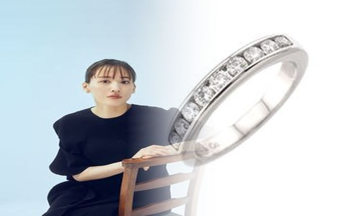 ティファニー ペア リング 大学生