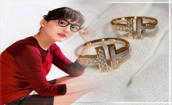 ティファニー 婚約 指輪 ゴールド