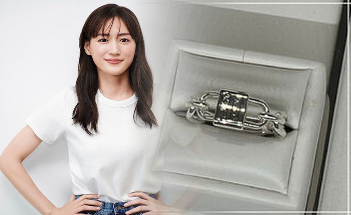 ティファニー リボン リング 廃盤