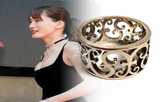 ティファニー 16 ストーン リング