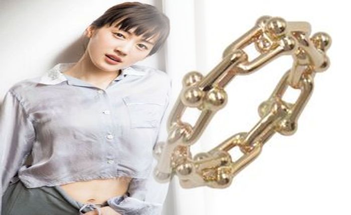 ティファニー ネックレス リング 2 つ