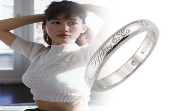 ティファニー 結婚 指輪 ローズ ゴールド