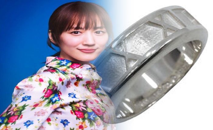 ティファニー 0.5 カラット 婚約 指輪