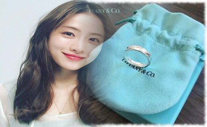 ティファニー 婚約 指輪 買い方