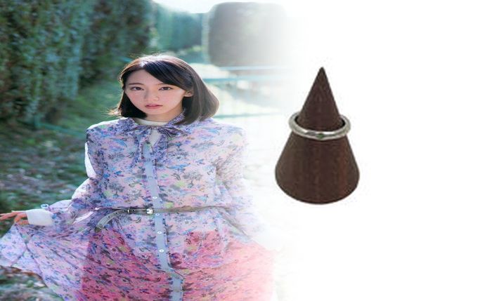 ティファニー リボン リング 中古