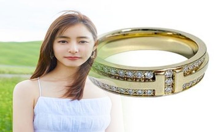 ティファニー 婚約 指輪 70 万