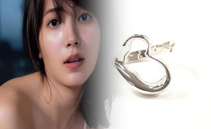 婚約 指輪 20 万 ティファニー