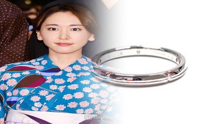 ティファニー スネーク リング 定価