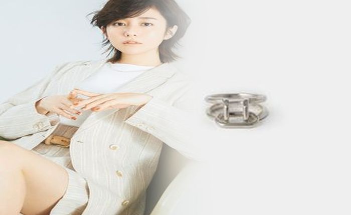 ティファニー 婚約 指輪 値段 カラット