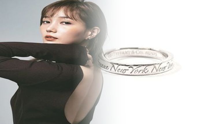 ティファニー リボン リング エンゲージ