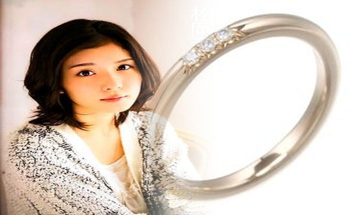 ティファニー ハーモニー 結婚指輪 ダイヤ：永遠の愛を誓う輝きと賢い選び方