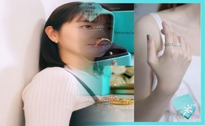 ティファニー リボン リング シルバー