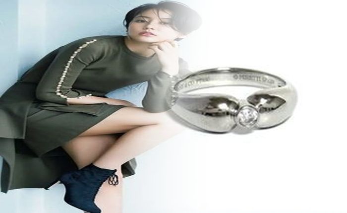 ティファニー 婚約 指輪 ゴールド