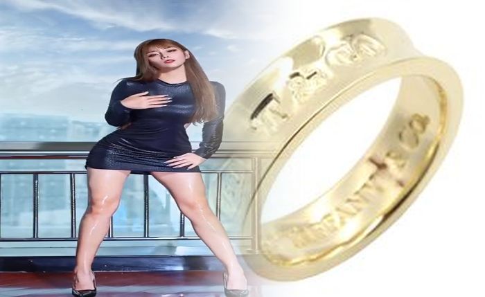 ティファニー ベビー リング 値段