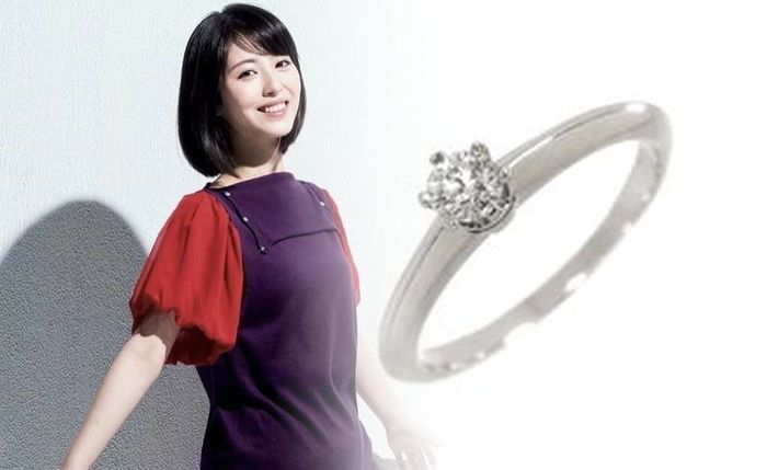 ティファニー 婚約 指輪 ゴールド