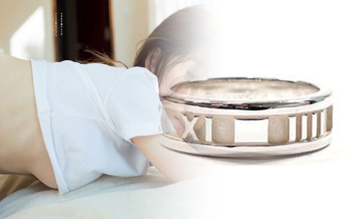 ティファニー 婚約 指輪 50 万 円