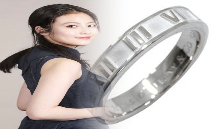 ティファニー 結婚 指輪 価格