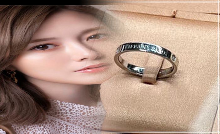 ティファニー 婚約 指輪 買い方