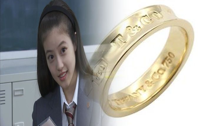 ティファニー 婚約 指輪 40 万